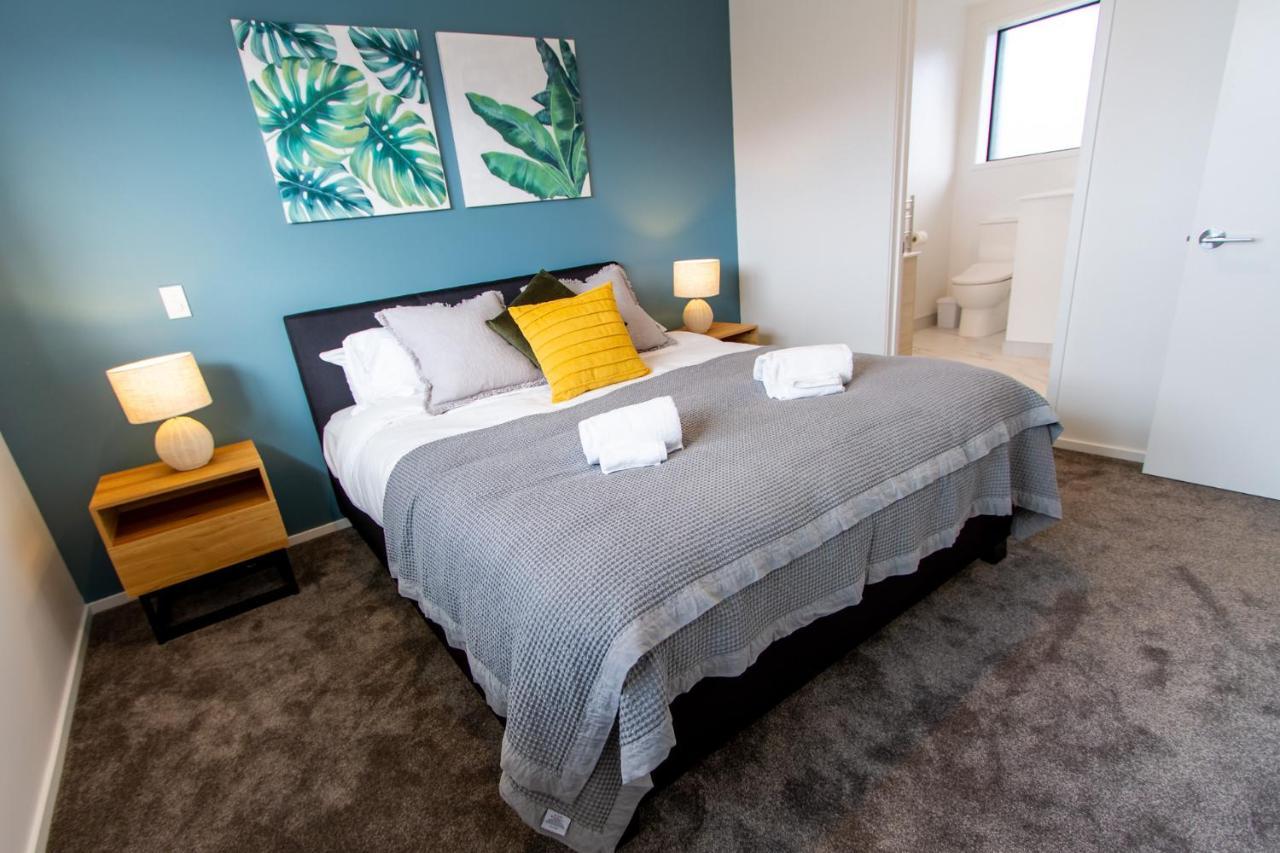 Glamorous 2 Bed Cbd Townhouse W/King Bed ไครสต์เชิร์ช ภายนอก รูปภาพ